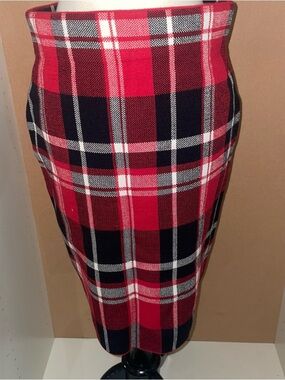 Chaps Red and Black Plaid Pencil Skirt